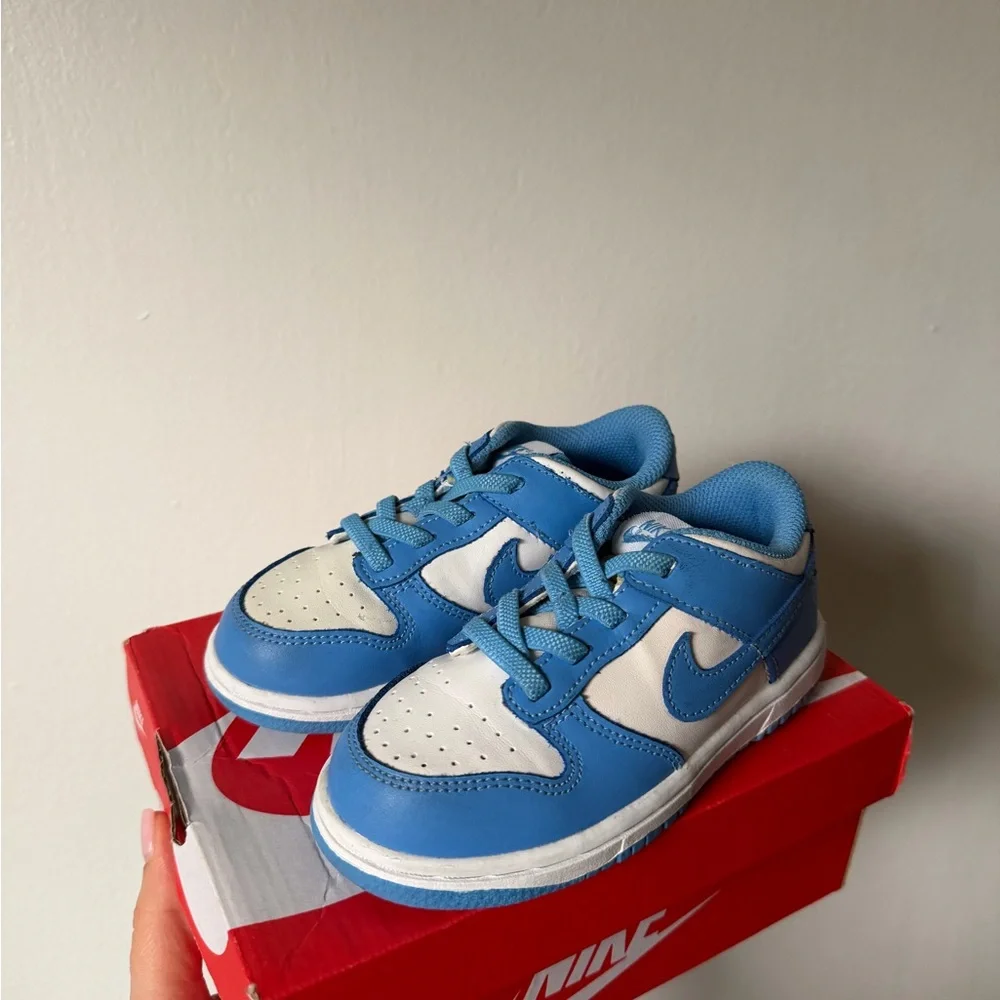 Nike kids low